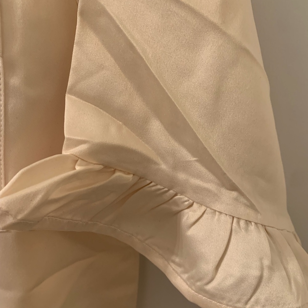 Nasty Gal Satin Ruffle Pajama Set Cream Size US 6 NWT - Picture 8 of 8